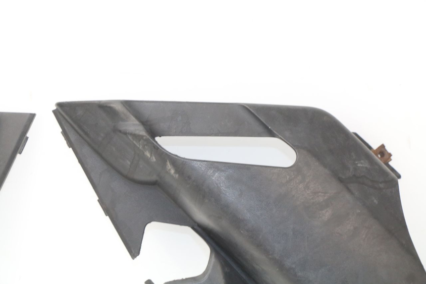 photo de UNDERSEAT COVER YAMAHA XMAX X-MAX 125 (2006 - 2009)