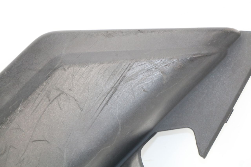 photo de UNDERSEAT COVER YAMAHA XMAX X-MAX 125 (2006 - 2009)