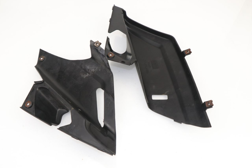 photo de UNDERSEAT COVER YAMAHA XMAX X-MAX 125 (2006 - 2009)