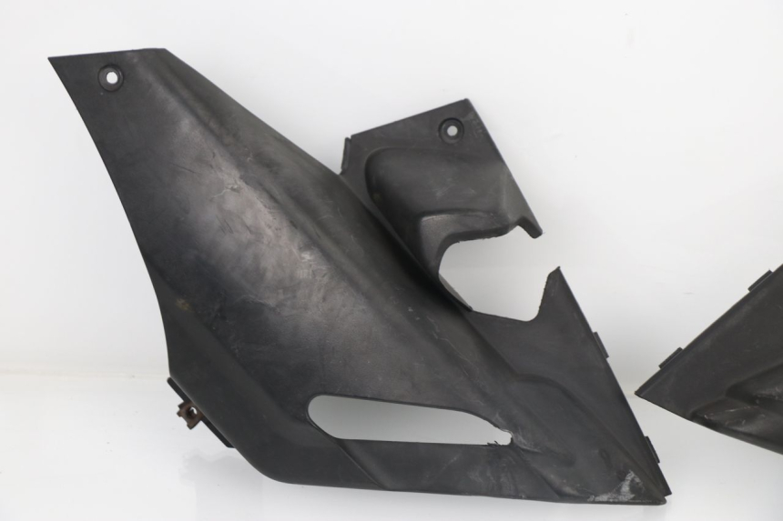 photo de UNDERSEAT COVER YAMAHA XMAX X-MAX 125 (2006 - 2009)