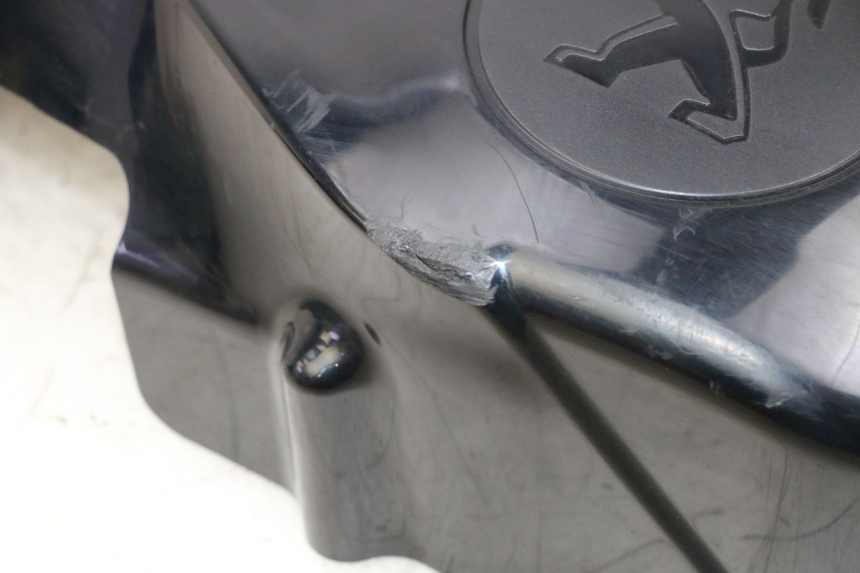 photo de TRANSMISSION COVER PEUGEOT SATELIS 125 (2013 - 2018) - Surface and material condition