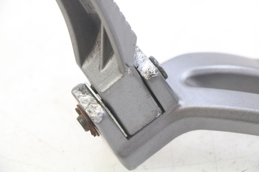 photo de REAR RIGHT FOOTREST ORCAL CAVARO 4T 50 (2019 - 2023)