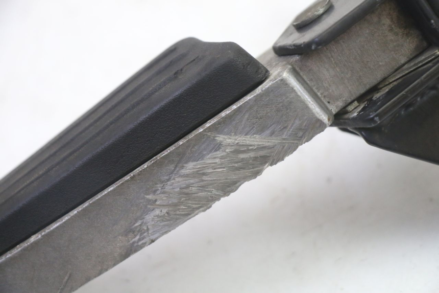 photo de RIGHT REAR FOOTREST PEUGEOT CITYSTAR 50 (2013 - 2017)