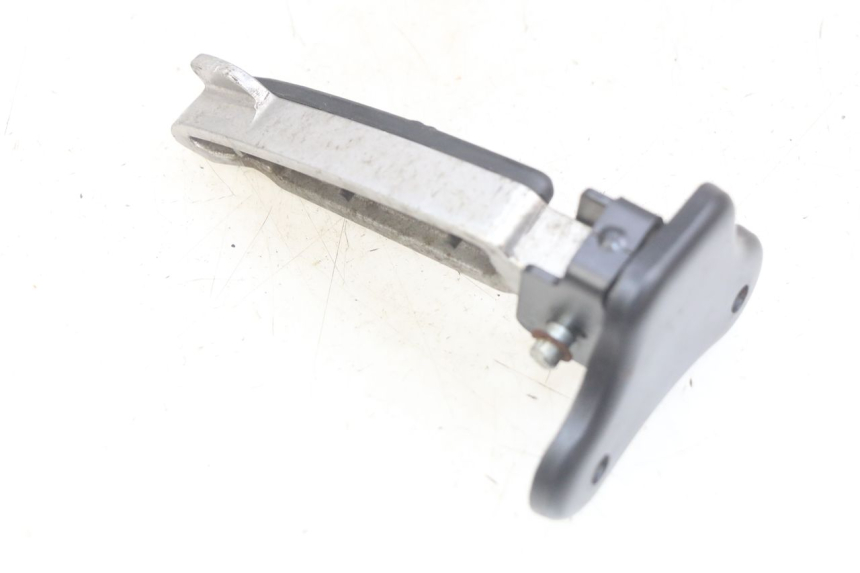 photo de RIGHT REAR FOOTREST PEUGEOT DJANGO 4T 50 (2014 - 2019)