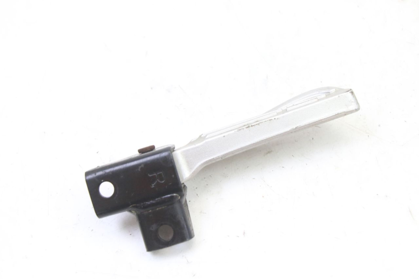 photo de REAR RIGHT FOOTREST SYM FIDDLE 3 III 125 (2014 - 2020)