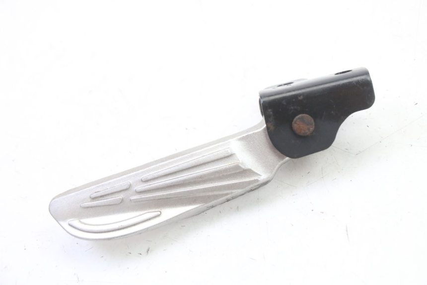 photo de REAR RIGHT FOOTREST SYM FIDDLE 3 III 50 (2014 - 2020)