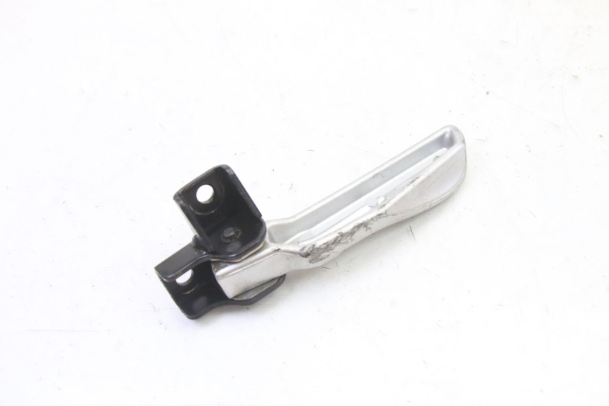 photo de REAR RIGHT FOOTREST SYM FIDDLE 3 III 50 (2014 - 2020)