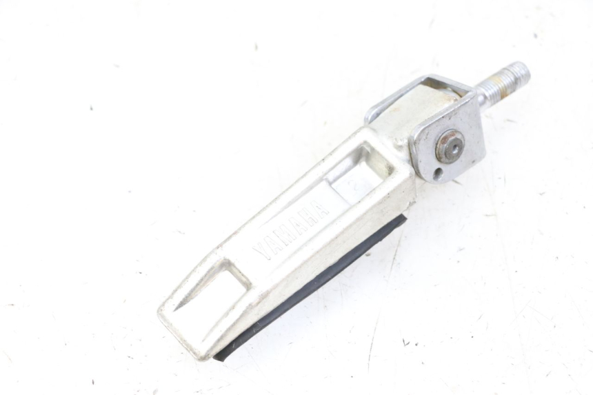 photo de REAR RIGHT FOOTREST YAMAHA FJ 36Y 1100 (1984 - 1985)