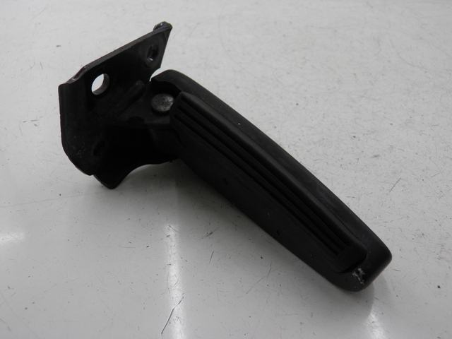 photo de REAR RIGHT FOOTREST GILERA RUNNER SP 50 (2009 - 2017)