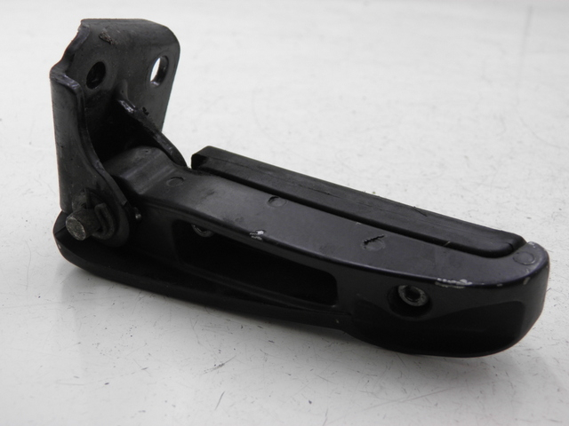 photo de REAR RIGHT FOOTREST GILERA RUNNER SP 50 (2009 - 2017)