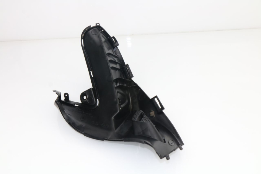 photo de REAR RIGHT FOOTREST KYMCO GRAND DINK 125 (2002 - 2007)