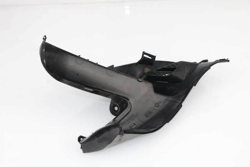photo de REAR RIGHT FOOTREST KYMCO GRAND DINK 125 (2002 - 2007)