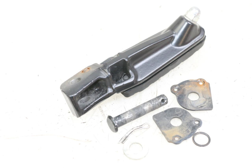 photo de REAR RIGHT FOOTREST HUSQVARNA SVARTPILEN 401 (2018 - 2023)