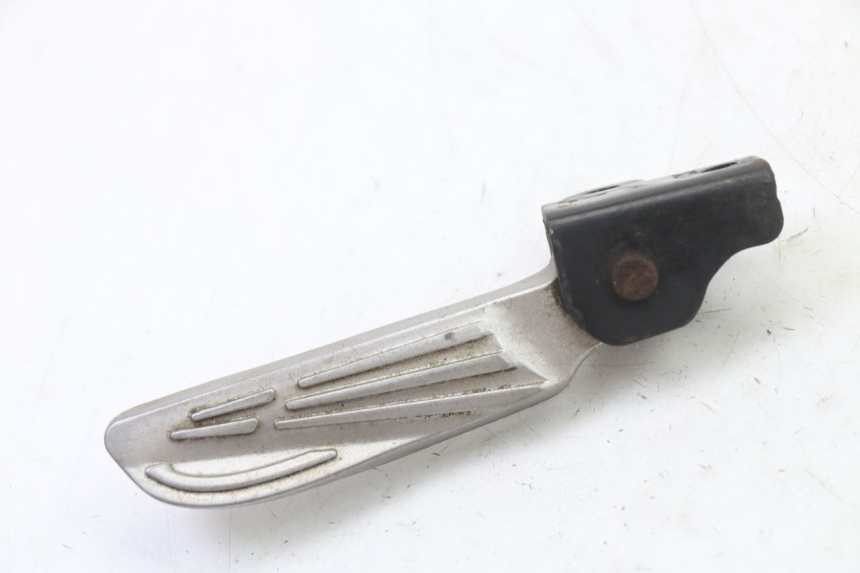 photo de REAR RIGHT FOOTREST SYM JET 14 4T 50 (2018 - 2022)