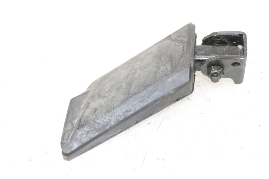 photo de RIGHT REAR FOOTREST PEUGEOT KISBEE 4T 50 (2010 - 2017) - Product overview