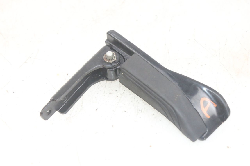 photo de REAR RIGHT FOOTREST PIAGGIO MP3 HPE 300 (2019 - 2026) - Product overview