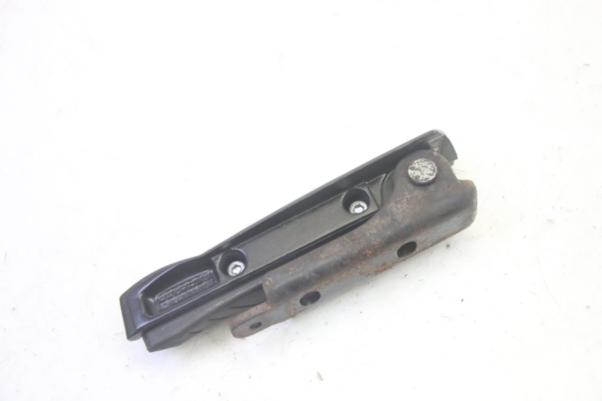 photo de REAR RIGHT FOOTREST PIAGGIO MP3 500 (2016 - 2018) - Fixing points details