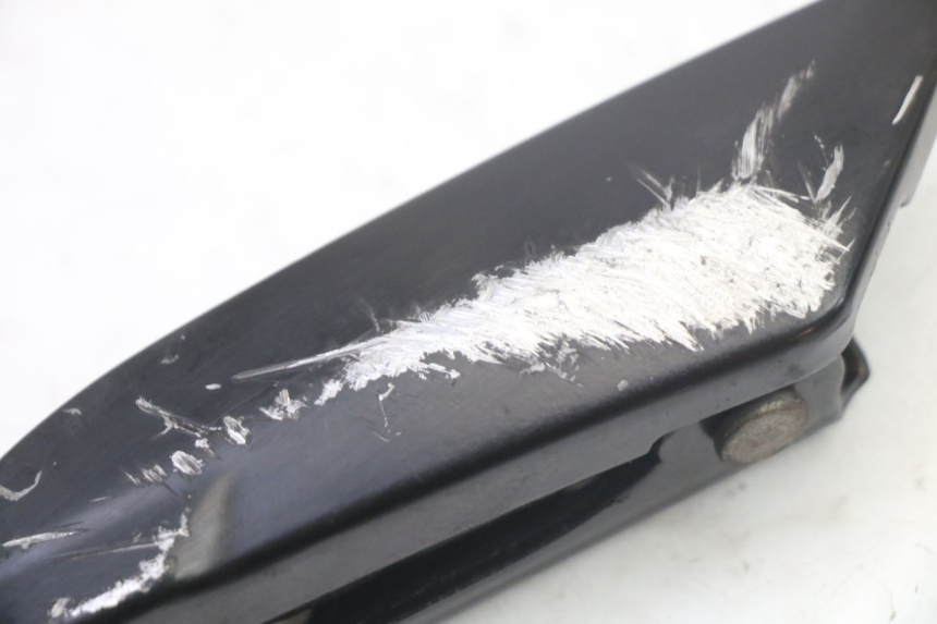 photo de REAR RIGHT FOOTREST PIAGGIO NEW TYPHOON 50 (2018 - 2021)