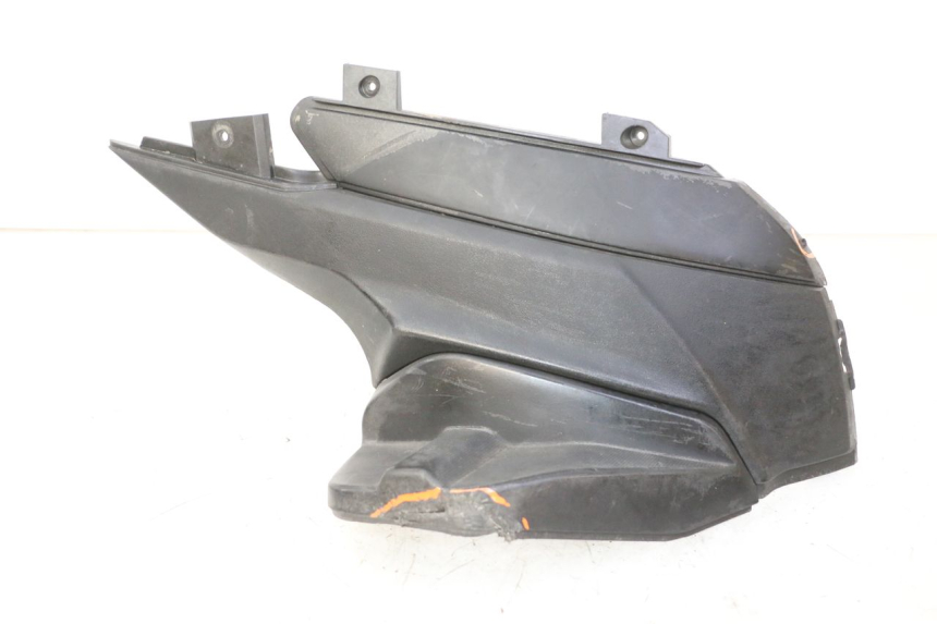 photo de REAR RIGHT FOOTREST PIAGGIO NEW TYPHOON 50 (2010 - 2017)