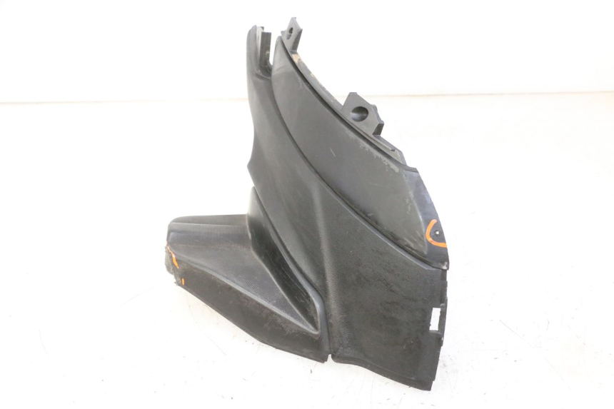 photo de REAR RIGHT FOOTREST PIAGGIO NEW TYPHOON 50 (2010 - 2017)