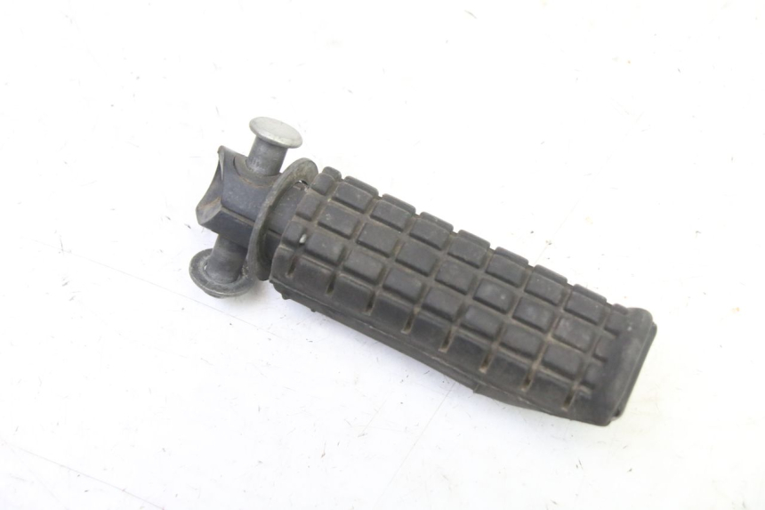 photo de REAR RIGHT FOOTREST HONDA NTV DEAUVILLE 650 (2001 - 2006)