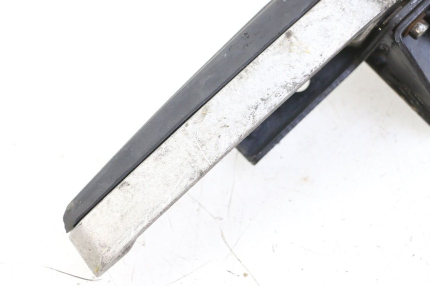 photo de RIGHT REAR FOOTREST PEUGEOT CITYSTAR 125 (2011 - 2017)