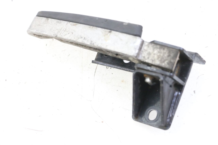 photo de RIGHT REAR FOOTREST PEUGEOT CITYSTAR 125 (2011 - 2017)
