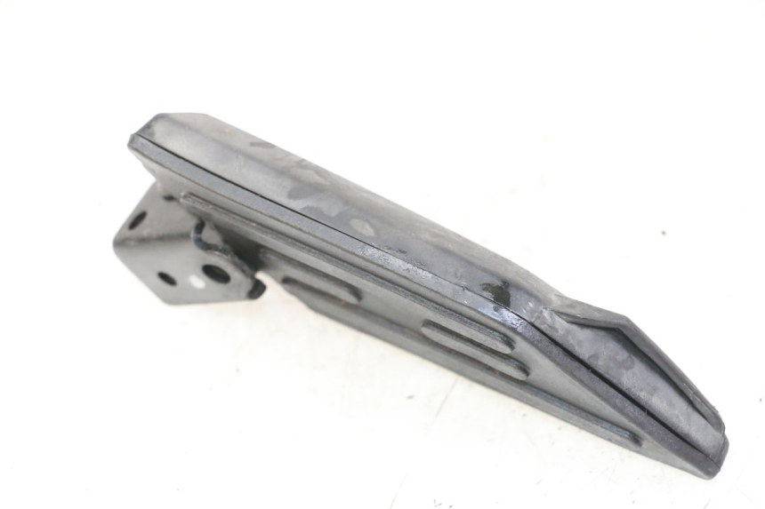photo de RIGHT REAR FOOTREST PEUGEOT KISBEE 4T 50 (2010 - 2017)