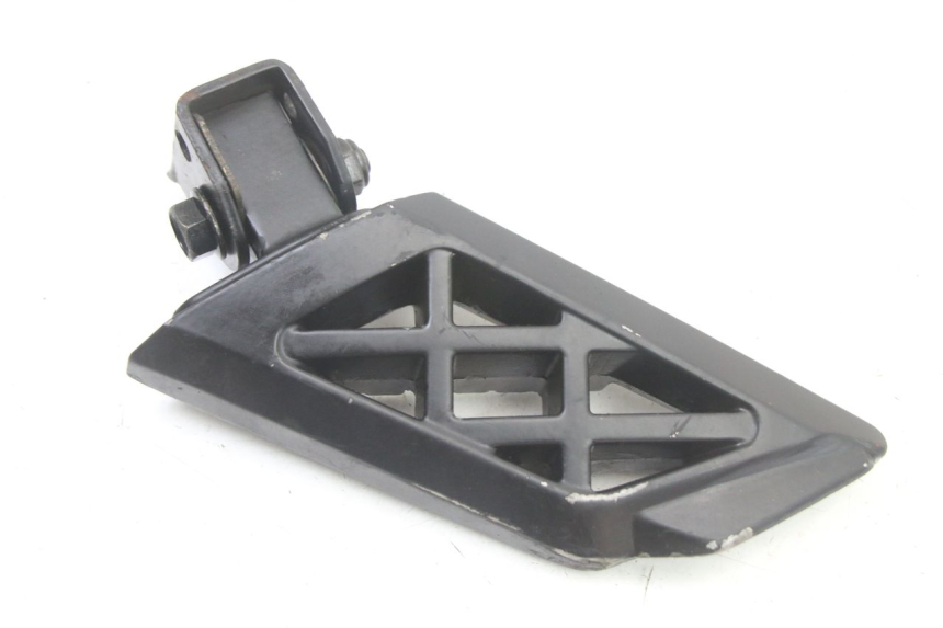 photo de REAR RIGHT FOOTREST PEUGEOT STREETZONE I 2T 50 (2018 - 2020)