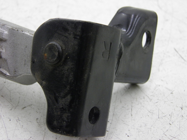 photo de REAR RIGHT FOOTREST PEUGEOT TWEET 125 (2010 - 2017)