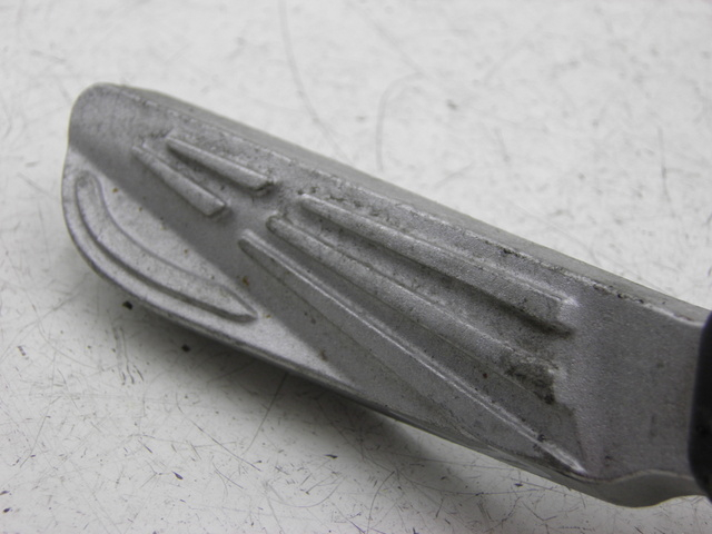 photo de REAR RIGHT FOOTREST PEUGEOT TWEET 125 (2010 - 2017)