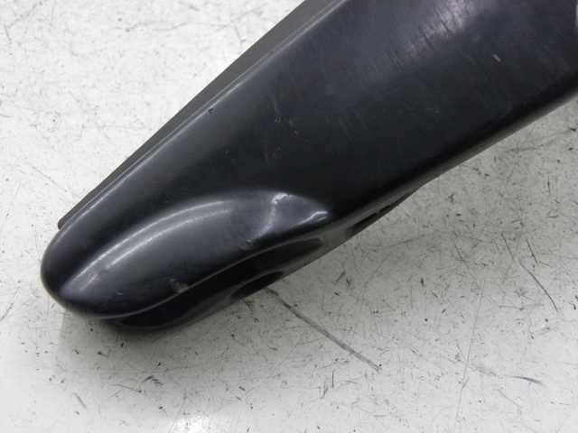 photo de REAR RIGHT FOOTREST PIAGGIO CARNABY 125 (2007 - 2011)