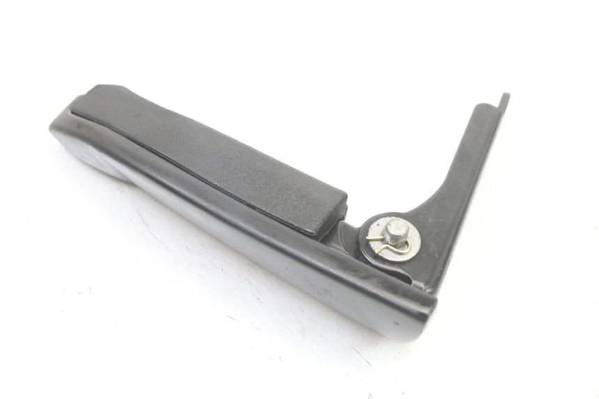photo de REAR RIGHT FOOTREST PIAGGIO MP3 500 (2014 - 2016)