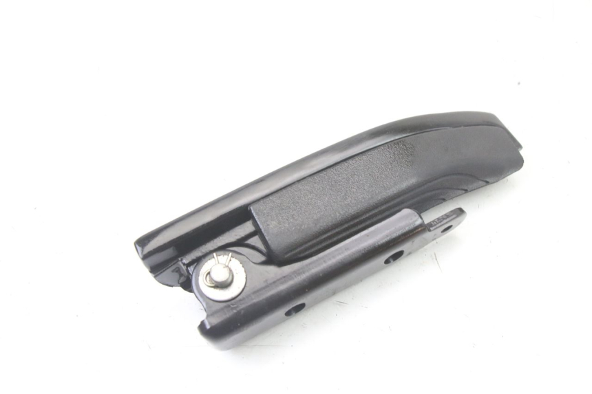 photo de REAR RIGHT FOOTREST PIAGGIO MP3 500 (2014 - 2016)