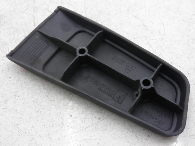 photo de RIGHT REAR FOOTREST PIAGGIO MP3 LT 300 (2010 - 2016)