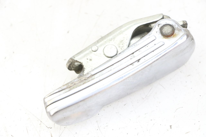photo de REAR RIGHT FOOTREST PIAGGIO VESPA GRANTURISMO 200 (2004 - 2005)