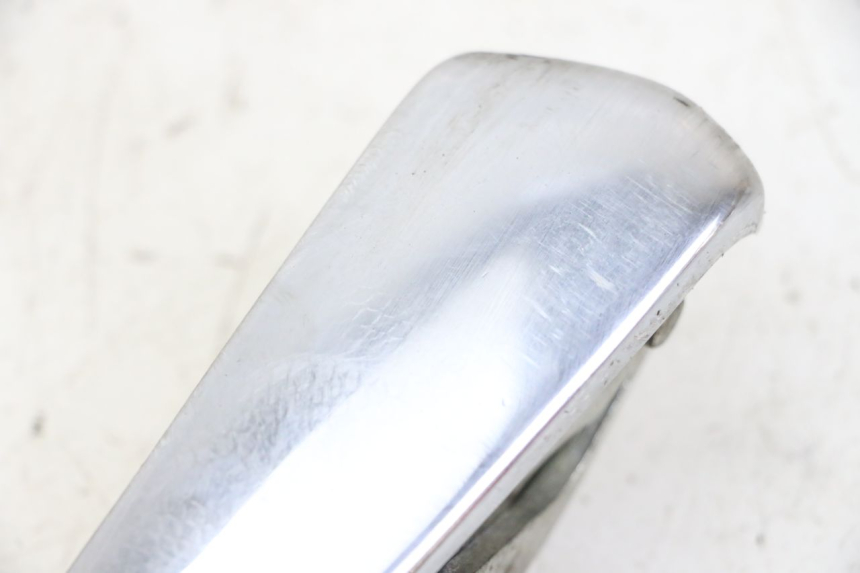 photo de REAR RIGHT FOOTREST PIAGGIO VESPA GRANTURISMO 200 (2004 - 2005)