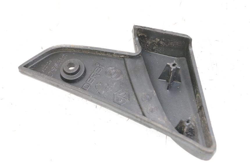 photo de REAR RIGHT FOOTREST PIAGGIO VESPA LX 150 (2005 - 2013)