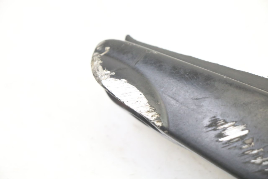 photo de REAR RIGHT FOOTREST GILERA RUNNER SP 50 (2006 - 2008)
