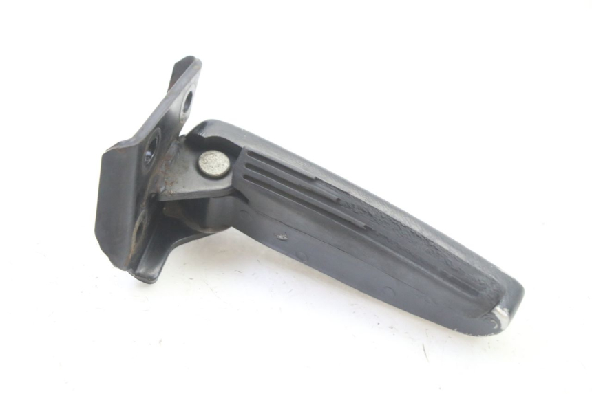 photo de REAR RIGHT FOOTREST GILERA RUNNER SP 50 (2006 - 2008)