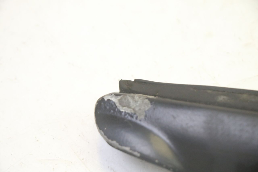 photo de REAR RIGHT FOOTREST GILERA RUNNER SP 50 (2009 - 2017)