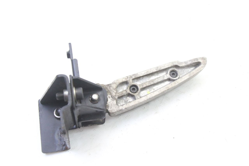 photo de REAR RIGHT FOOTREST PEUGEOT SATELIS 125 (2013 - 2018)