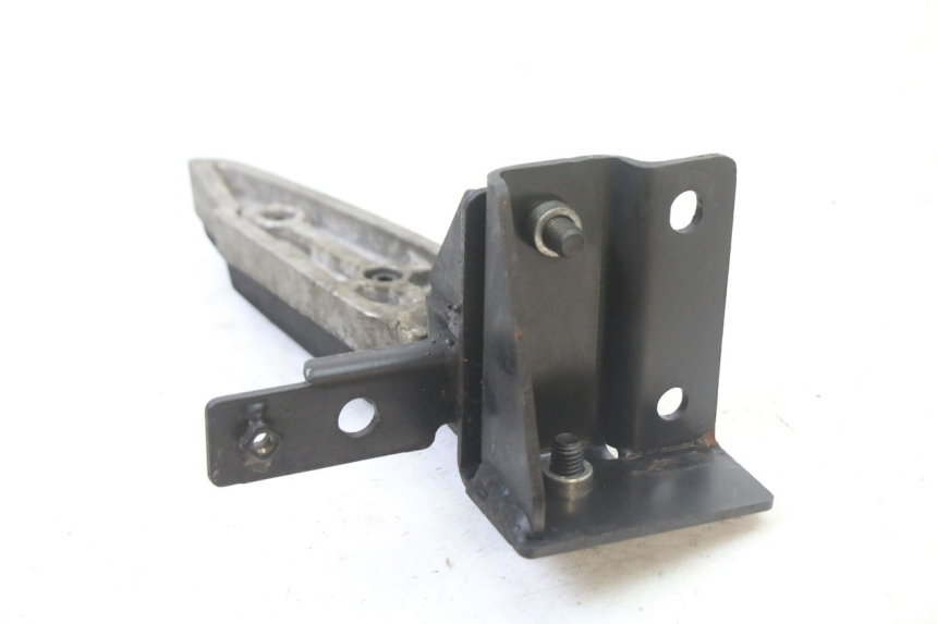 photo de REAR RIGHT FOOTREST PEUGEOT SATELIS 125 (2013 - 2018)