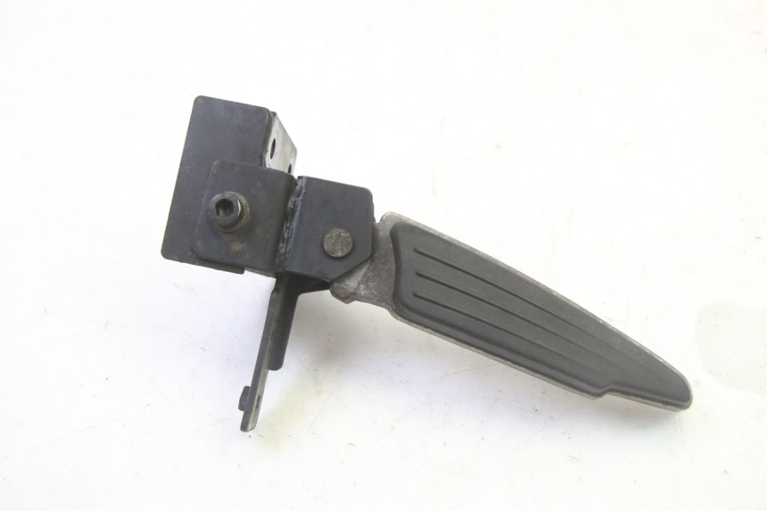photo de REAR RIGHT FOOTREST PEUGEOT SATELIS 125 (2013 - 2018)