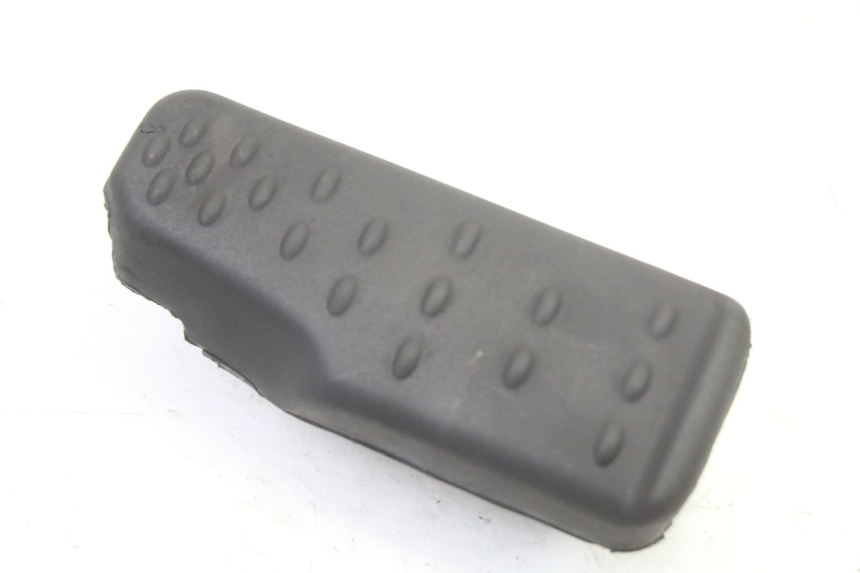 photo de REAR RIGHT FOOTREST APRILIA SCARABEO GT TOURING 125 (1999 - 2005)
