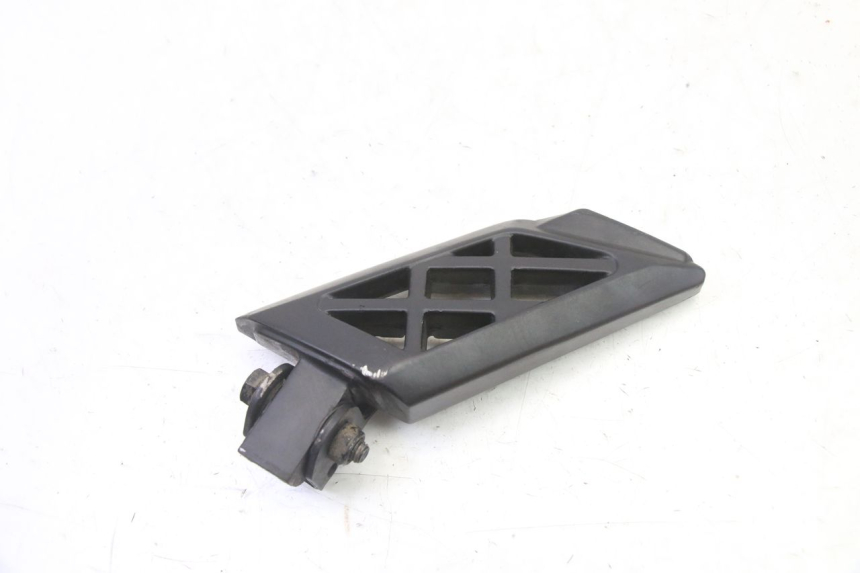 photo de REAR RIGHT FOOTREST PEUGEOT STREETZONE I 2T 50 (2018 - 2020)
