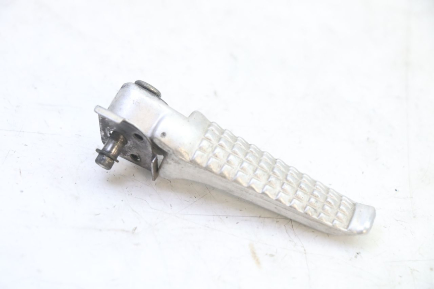 photo de REAR RIGHT FOOTREST SUZUKI SV S 650 (2003 - 2009)