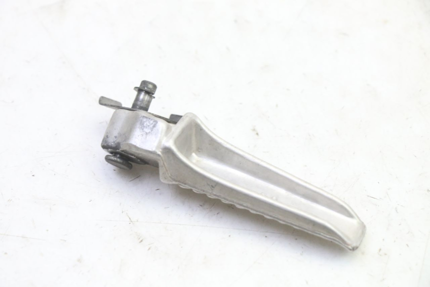 photo de REAR RIGHT FOOTREST SUZUKI SV S 650 (2003 - 2009)
