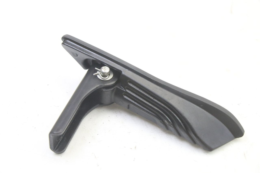 photo de REAR RIGHT FOOTREST APRILIA SXR 50 (2021 - 2023)