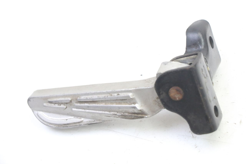 photo de REAR RIGHT FOOTREST PEUGEOT TWEET 4T 50 (2014 - 2019)